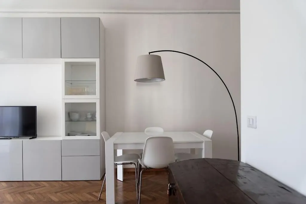 Youhosty - De Cristoforis12 Bis Milano Lägenhet