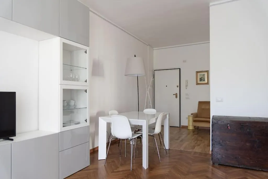 Youhosty - De Cristoforis12 Bis Milano Lägenhet